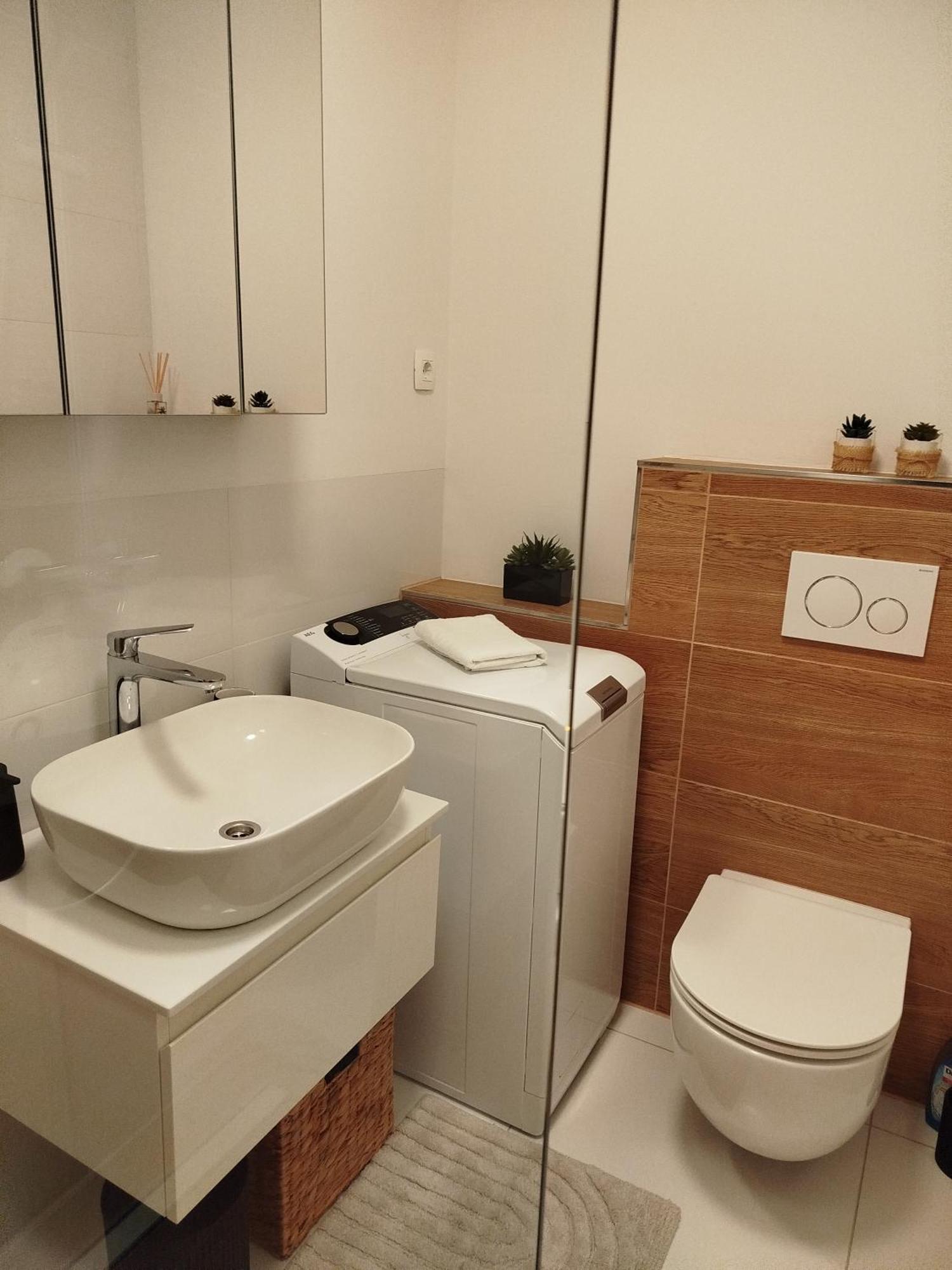 Lelu Luxury With Sea Views Near Centre And Bacvice Apartment Split